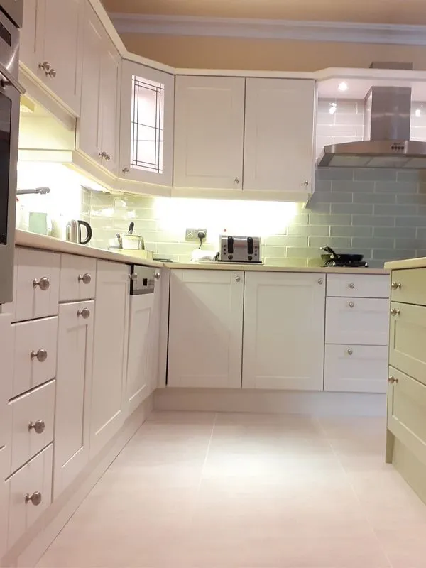 Spray Paint My Kitchen Cabinet Dublin, Ireland • MyWonderKitchen